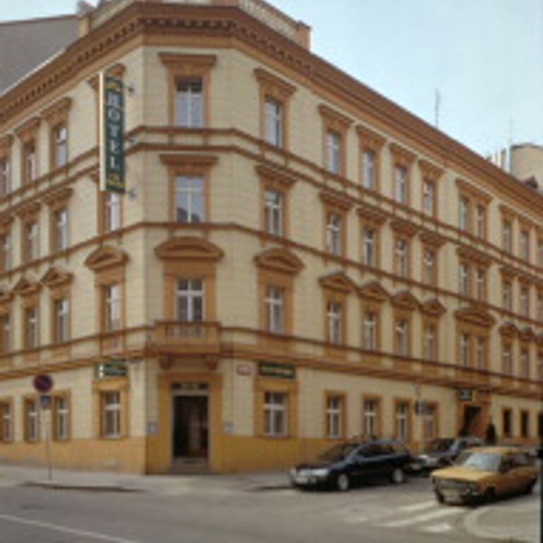 Three Crowns Hotel Prague