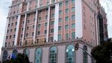 Golden River-View Hotel Exterior