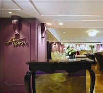 The Luxe Manor Restaurant