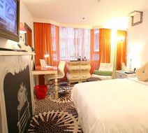 The Luxe Manor Room
