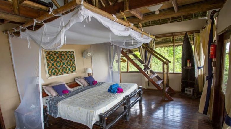 <b>Lazy Lagoon Private Island Retreat Suite</b>