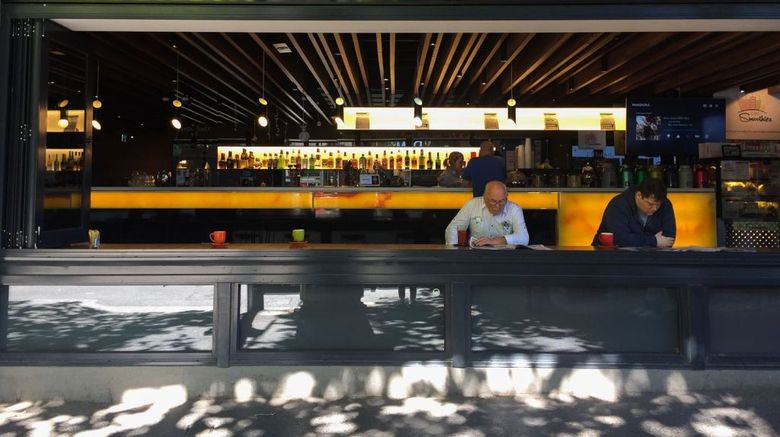 <b>Jasper Hotel Bar/Lounge</b>