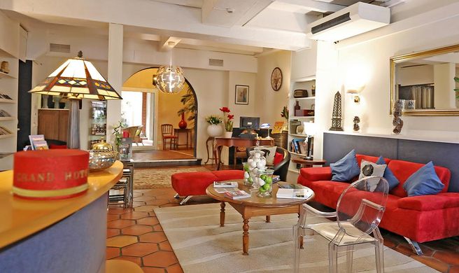 Hotel les Pasteliers Lobby