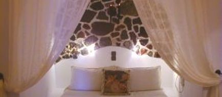 Alexander's Boutique Hotel Room