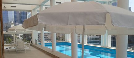 Hotel Stanford Pool