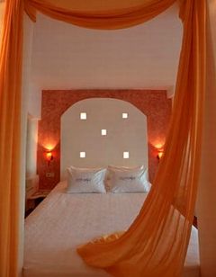 Astarte Suites