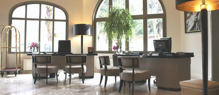 Golf Hotel Lobby