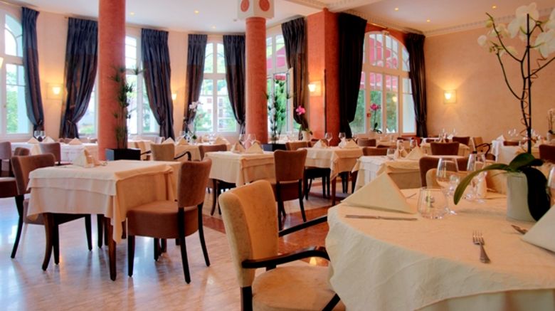 <b>Golf Hotel Restaurant</b>