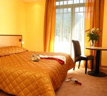 Golf Hotel Room