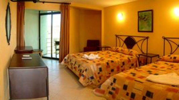 Hotel Balcon del Mar Room