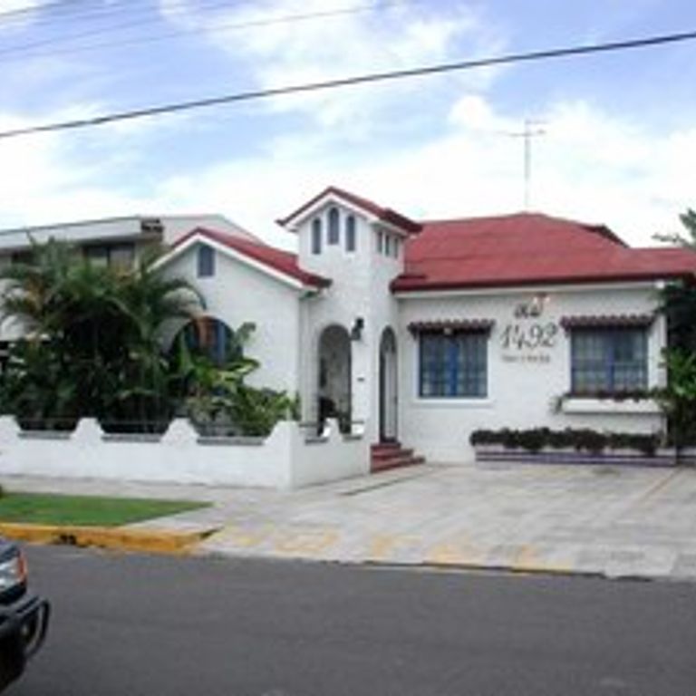Hotel 1492