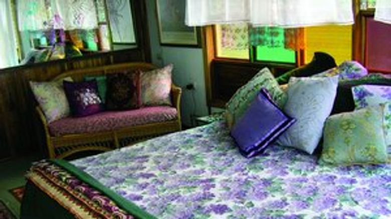 <b>Lands in Love Hotel Suite</b>