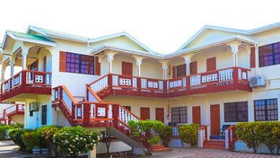Hotel Laurena