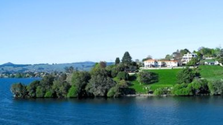 <b>On the Point - Lake Rotorua Exterior</b>