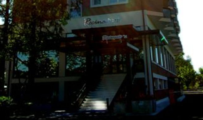 Recina Hotel Exterior
