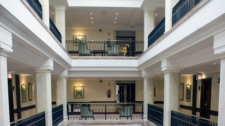 <b>Candido Hotel Lobby</b>