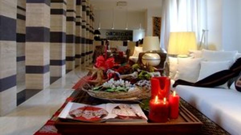 <b>Tarthesh Hotel Lobby</b>