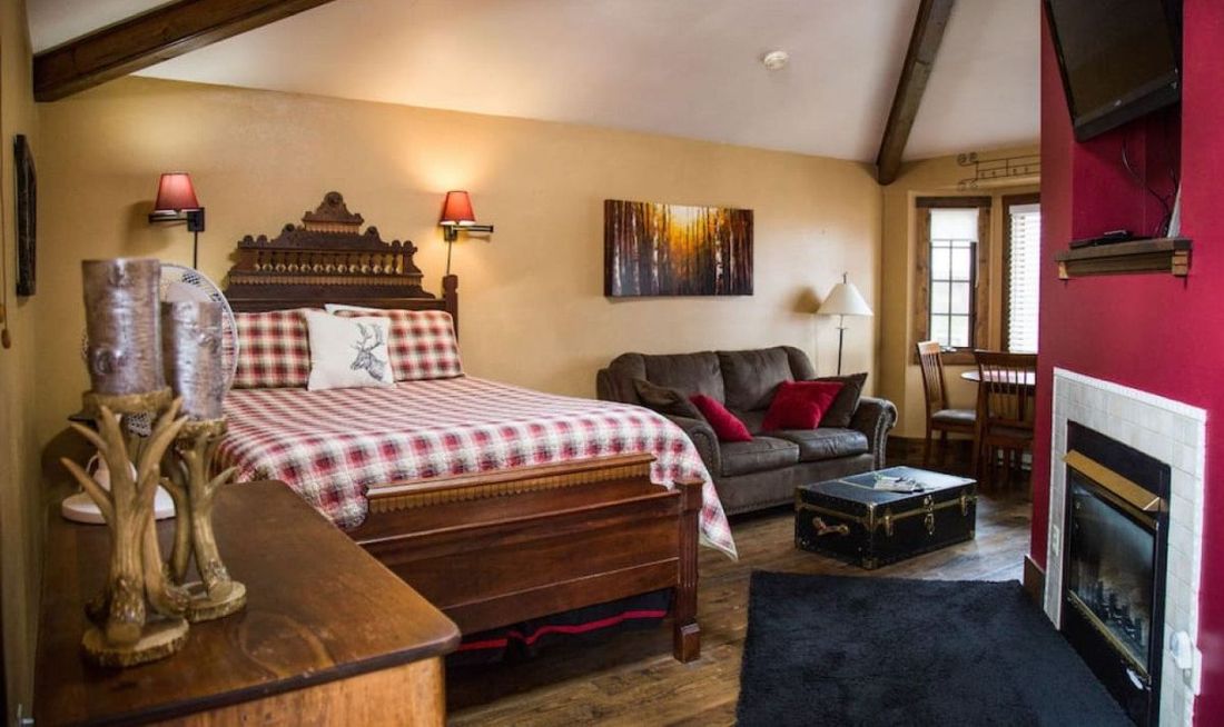 The Rustic Acre Room