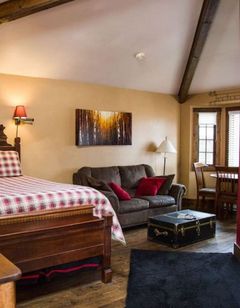 The Rustic Acre
