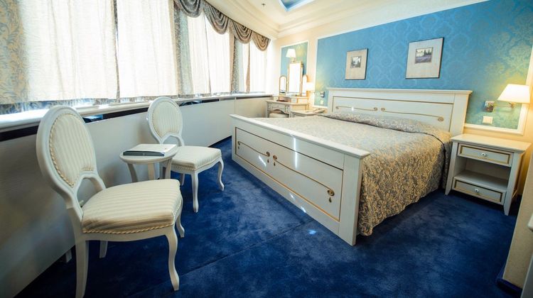 Ambassador Hotel Suite