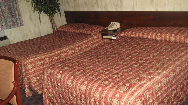 Sunset Motel Lake Bluff Room