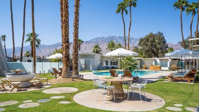 Monkey Tree Hotel