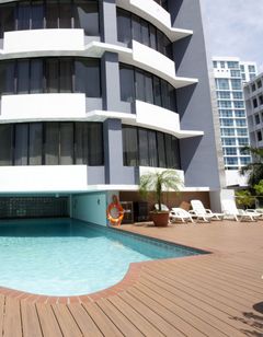 Torres de Alba Hotel & Suites
