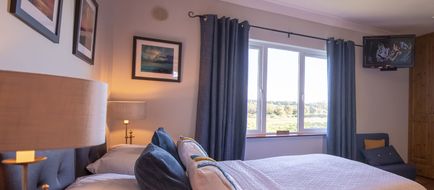 Bunratty Meadows Bed & Breakfast Room