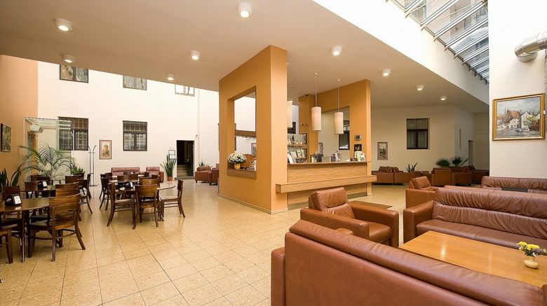 <b>City Hotel TEATER Lobby</b>