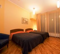 City Hotel TEATER Room