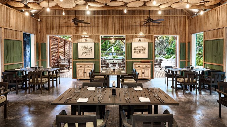 <b>The Ravenala Attitude Hotel Restaurant</b> <b>The Ravenala Attitude Hotel Restaurant</b>