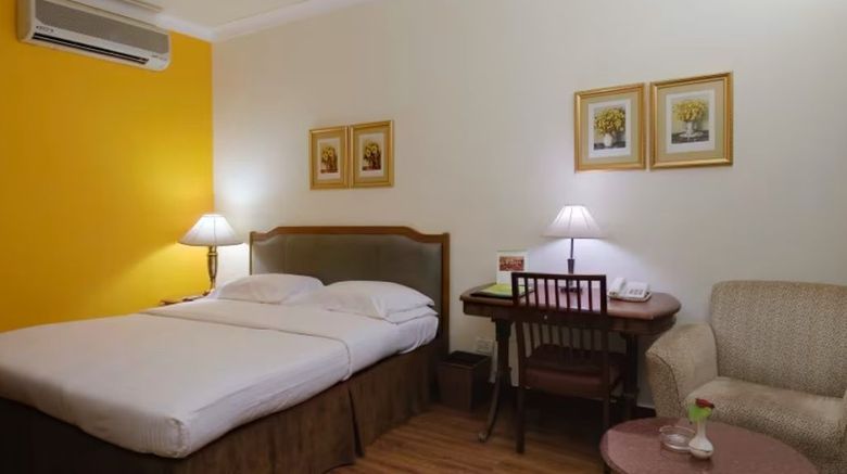 <b>Mayfair Rourkela Room</b>
