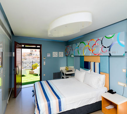 Kastro Hotel Room