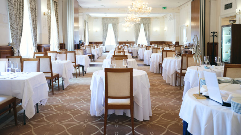 <b>Hotel Bristol Restaurant</b>