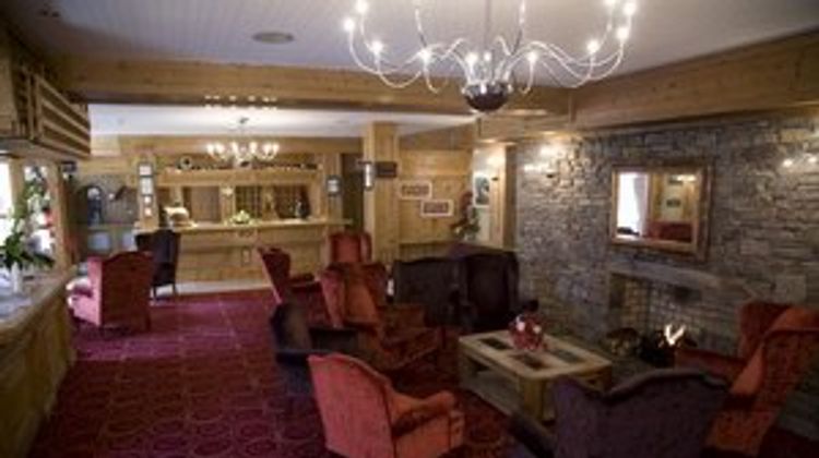 The Mariner Lobby