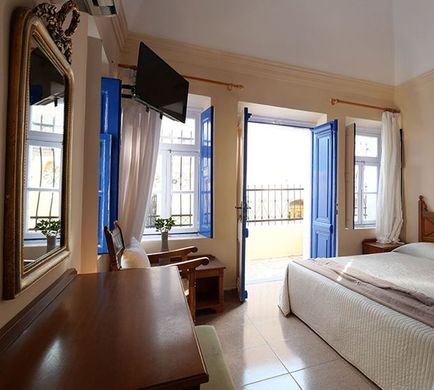 Kykladonisia Hotel Room