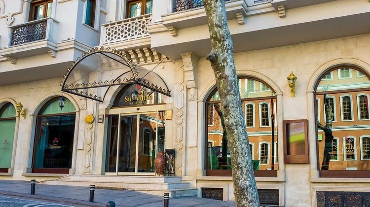 Hotel Sultanhan Exterior