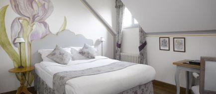 Chateau Mcely Room