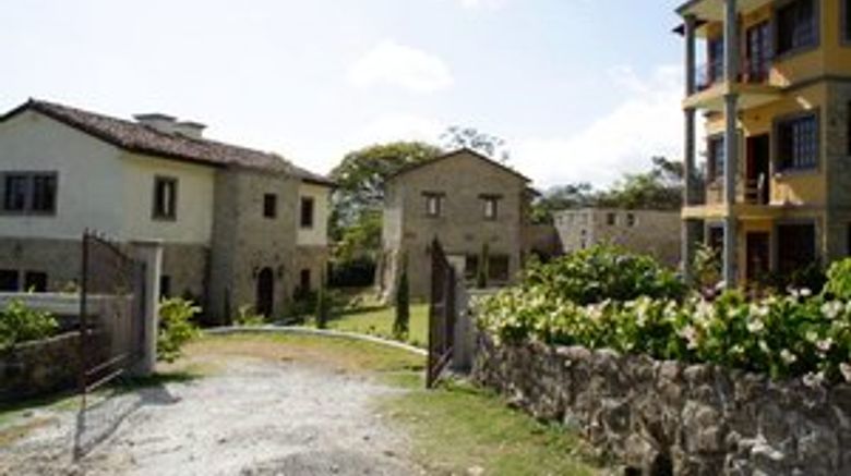 <b>Los Mandarinos Boutique-Spa & Hotel Exterior</b>