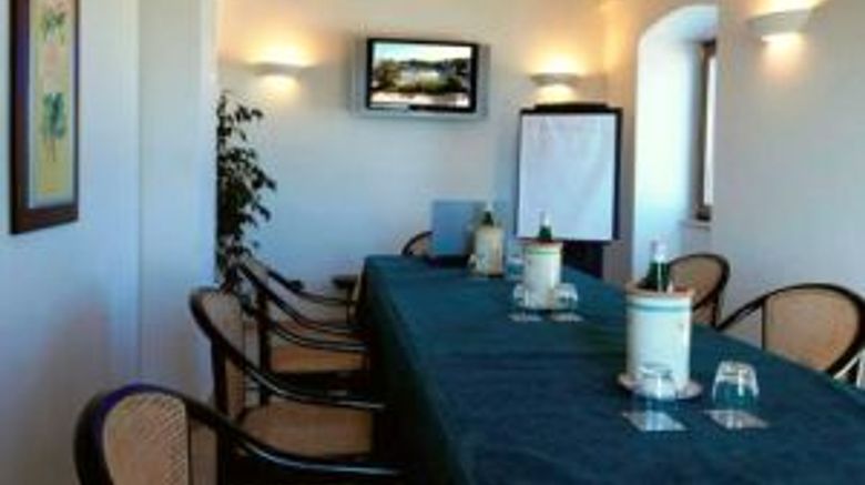 <b>Masseria Chiancone Torricella Meeting</b>