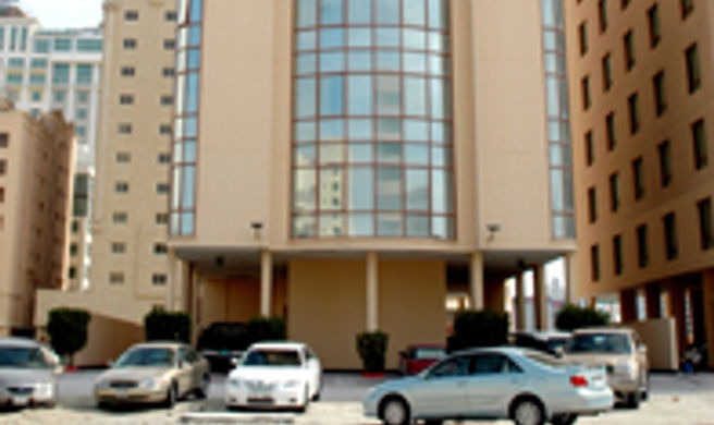 Alcommodore Suites Exterior