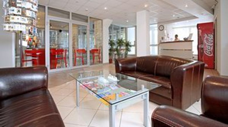 <b>Best Hotel Lobby</b>