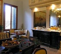 Ca' Centopietre Restaurant