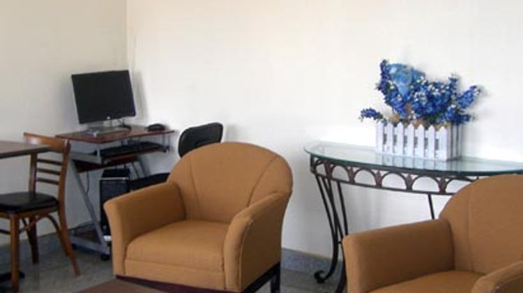 Regency Inn & Suites Galena Park Lobby