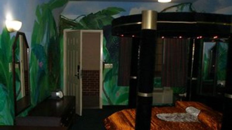 <b>Regency Inn & Suites Galena Park Suite</b>