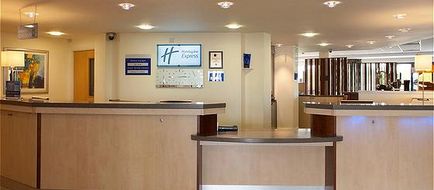 Holiday Inn Express Cardiff Airport Lobby