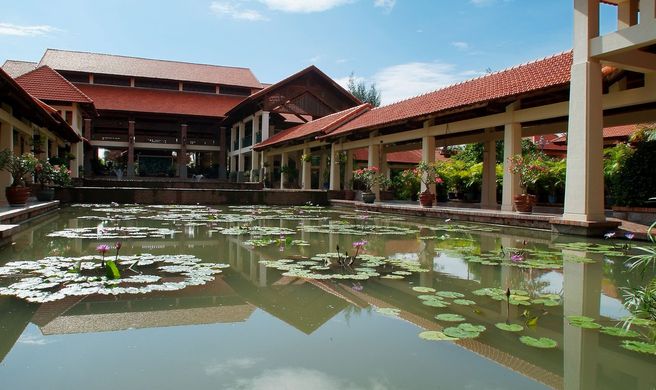 Pandanus Resort Exterior