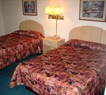 Eagles Nest Hotel & Conference Center Room