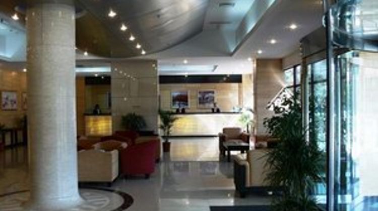 Pacific Plaza Hotel Lobby