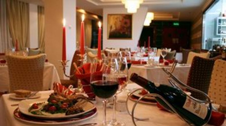 <b>Pacific Plaza Hotel Restaurant</b>